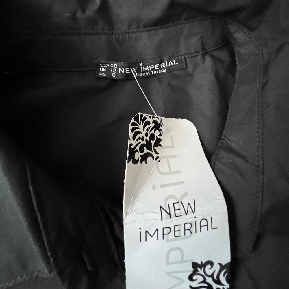Beautiful brand new blouse - Picture 6 of 8